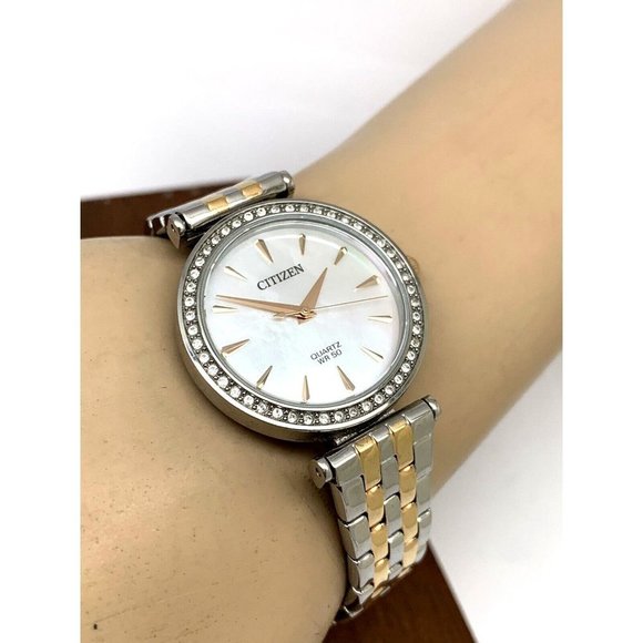 Citizen Women\'s Watch ER0216-67D Quartz White Mother of Pearl Dial Two T… main image 8